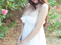 이런 몸매가 어디서 볼 수 있나요 ::: 