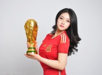 스페인을 응원한 풋볼 베이비 ::: 