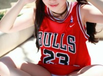 인터넷 인기미녀 베이글녀 리우페이얼 ::: 